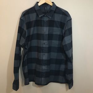 lululemon men’s flannel!